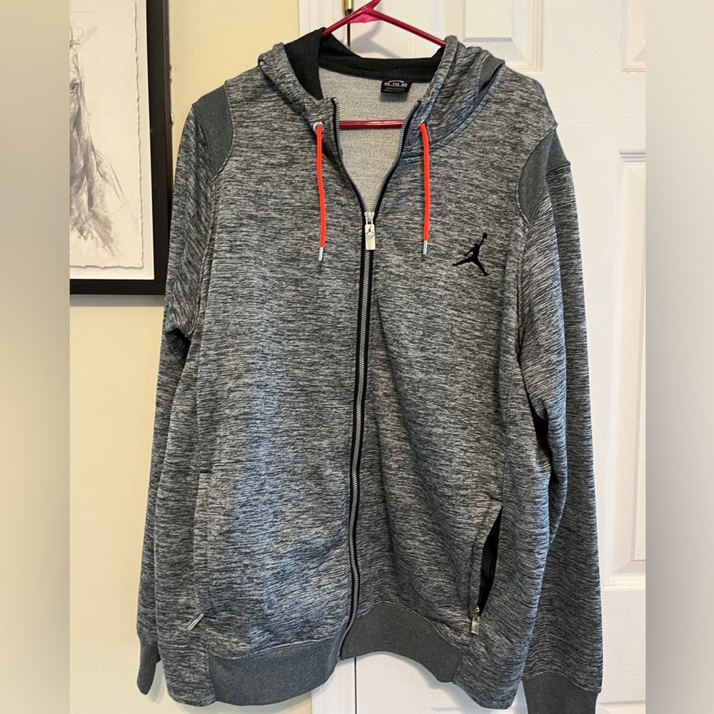 Michael Jordan xxl gray hoodie.